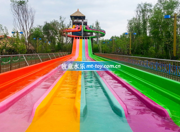 水滑梯和普通滑梯的區(qū)別，如何保養(yǎng)您的水上樂(lè)園滑梯！