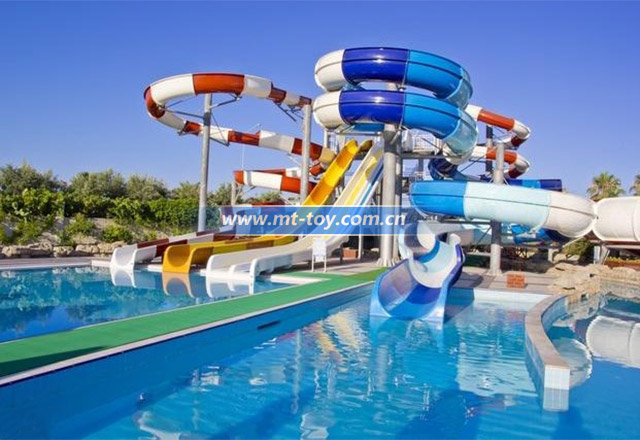 水上樂(lè)園設(shè)備